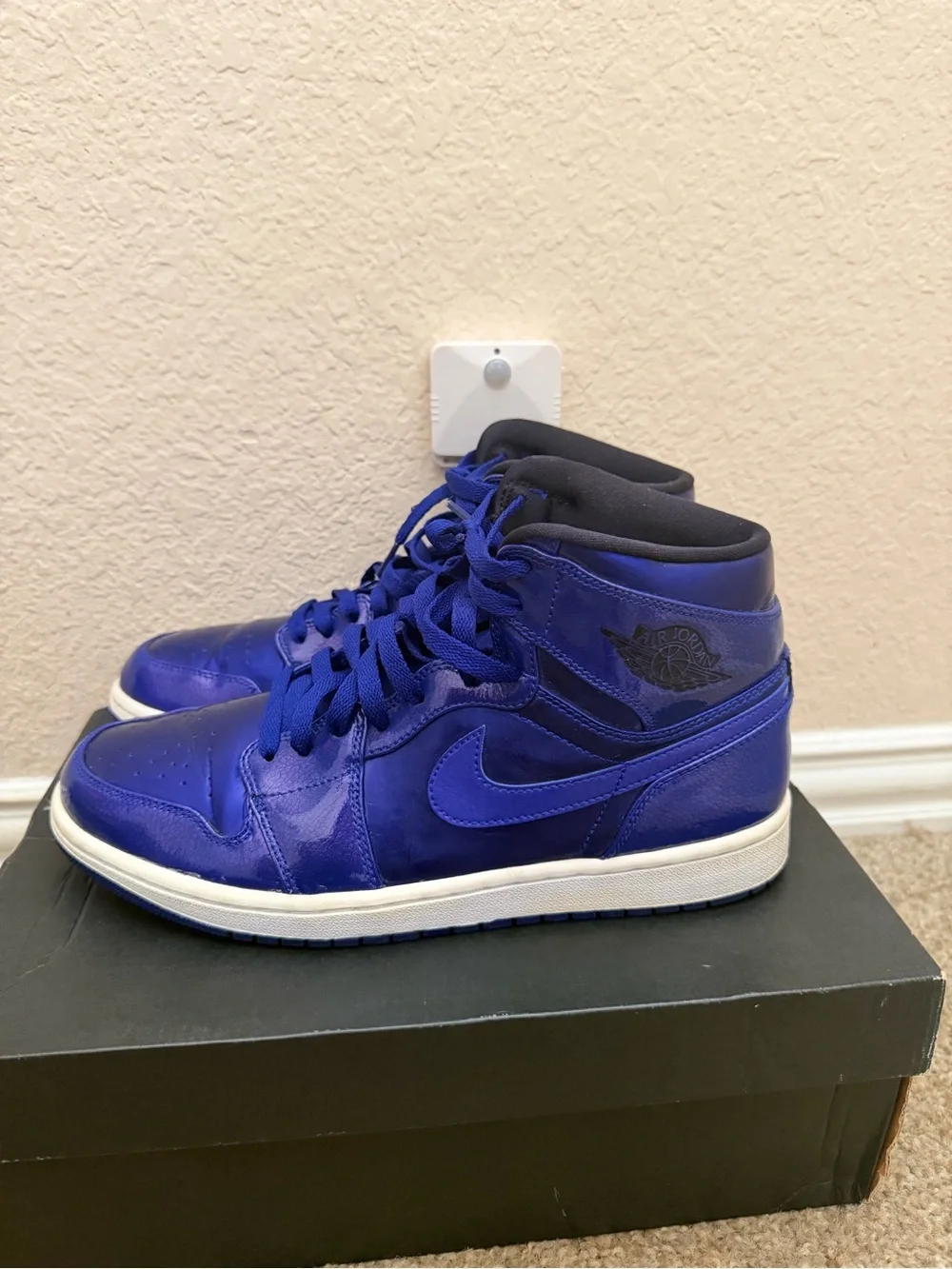 Air Jordan 1 High-Royal Blue